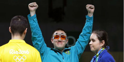 Felipe Wu conquista primeira medalha para o Brasil